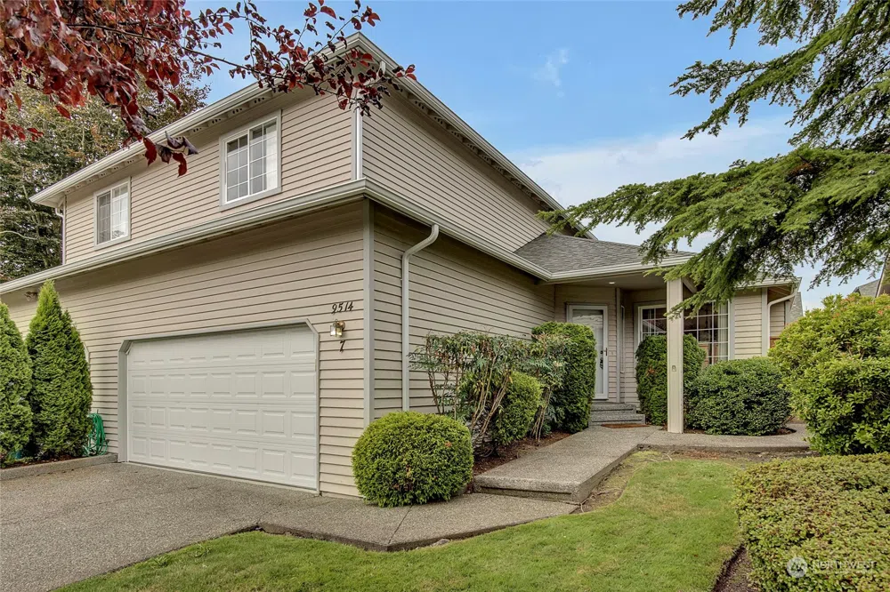 9514 2nd Street SE #7 Lake Stevens, WA 98258