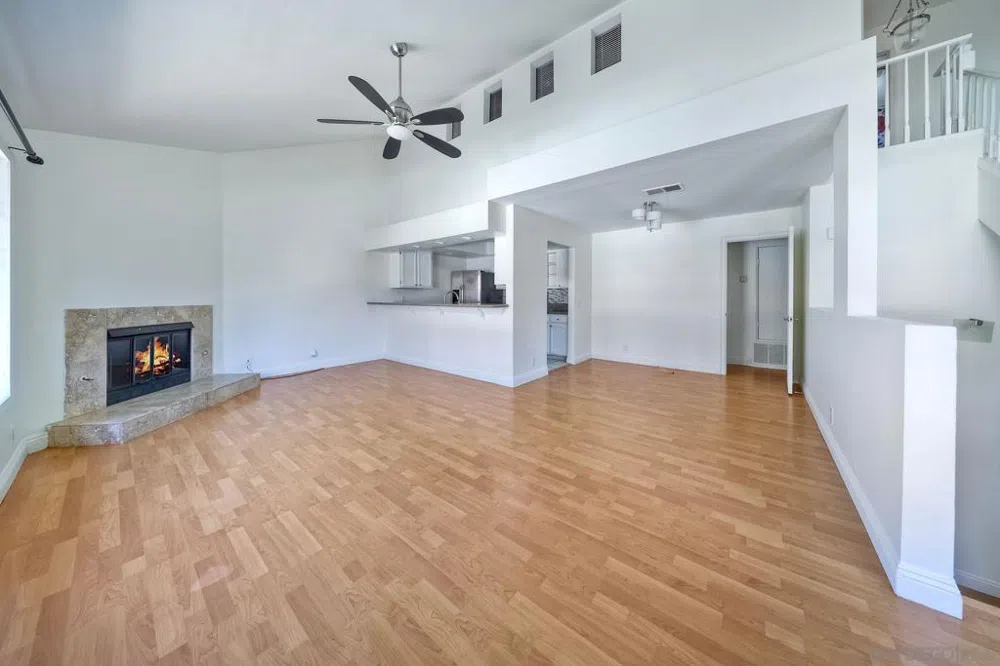 348 Windy Ln Vista, CA 92083