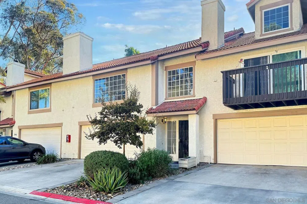 348 Windy Ln Vista, CA 92083