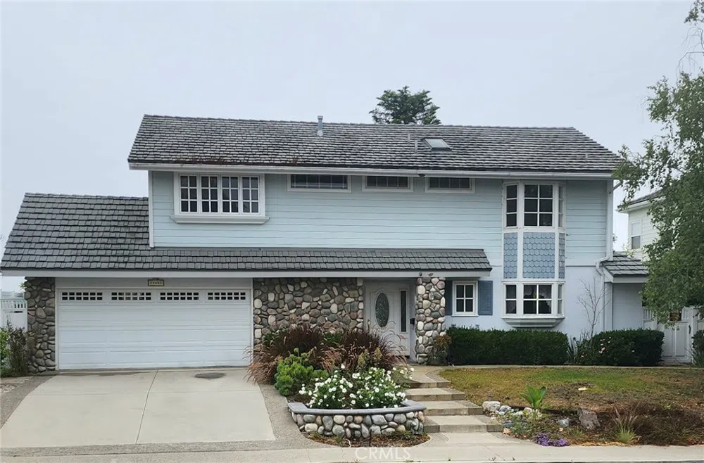 24452 Los Serranos Drive