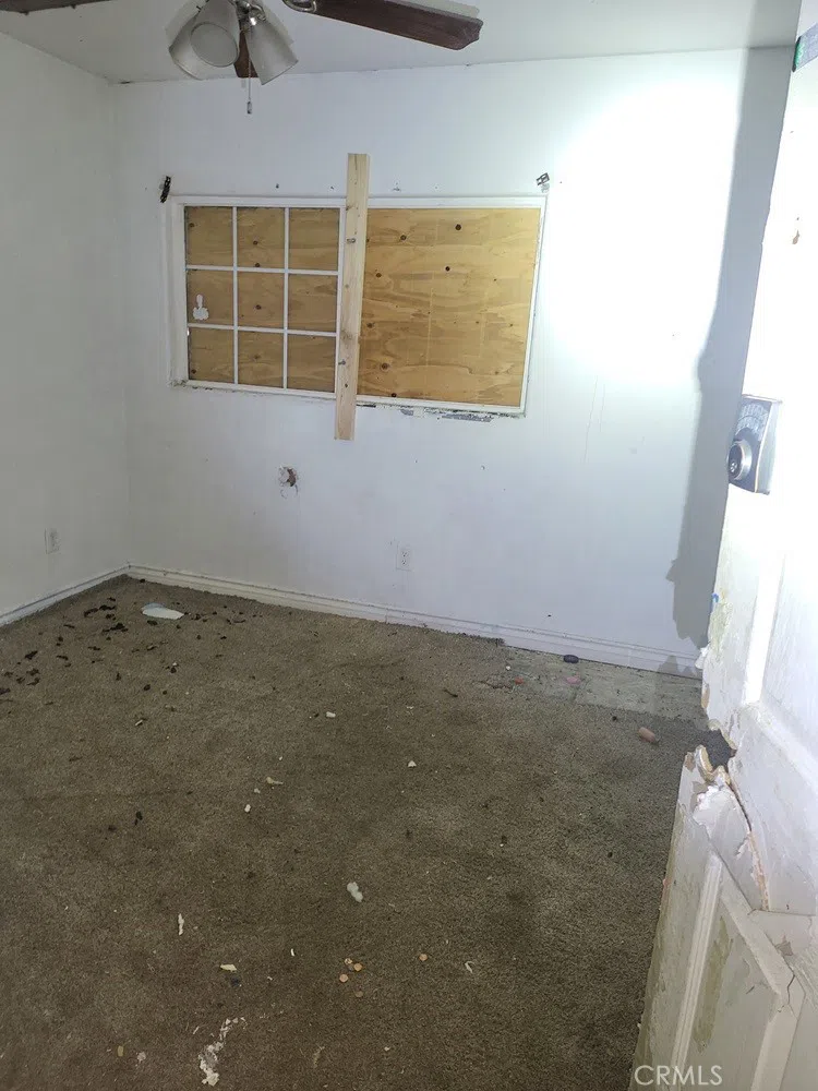 4896 E STREET San Bernardino, CA 92407