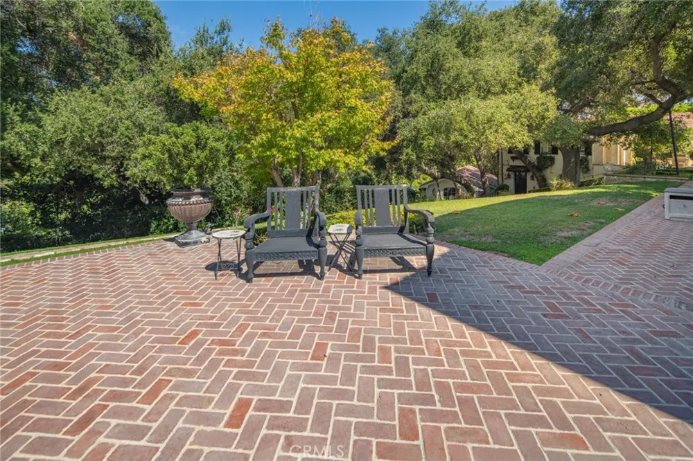 1260 Shenandoah Road San Marino, CA 91108