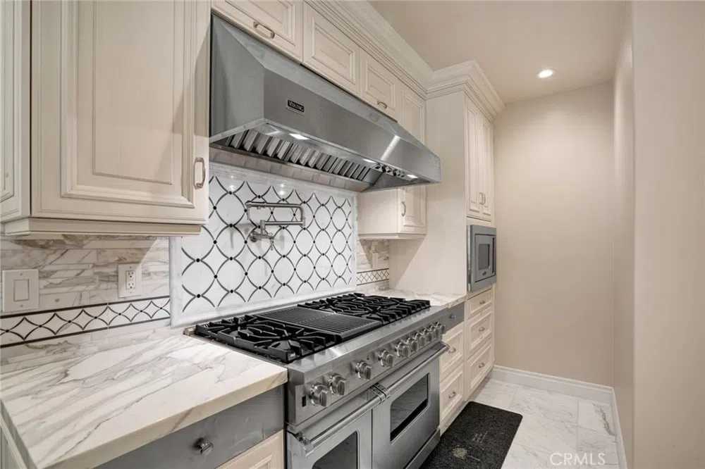 1260 Shenandoah Road San Marino, CA 91108