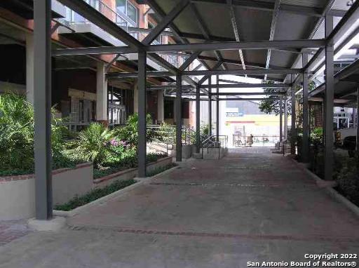 1339 S FLORES ST #203