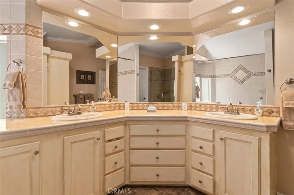 534 Stewart Canyon Road Fallbrook, CA 92028