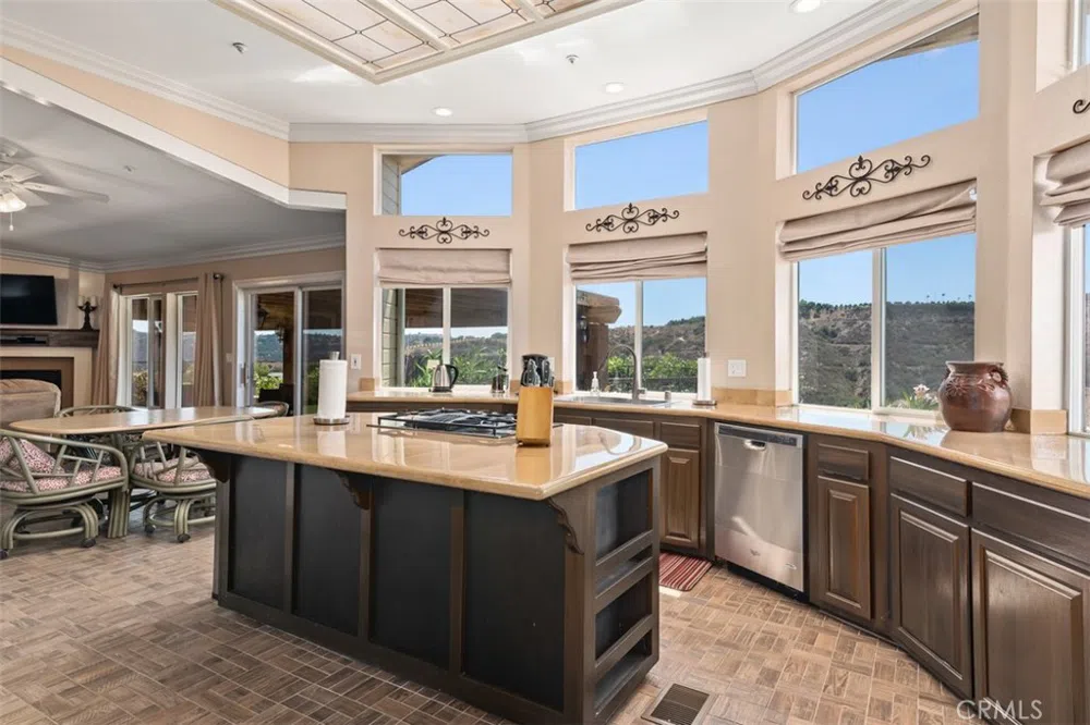 534 Stewart Canyon Road Fallbrook, CA 92028