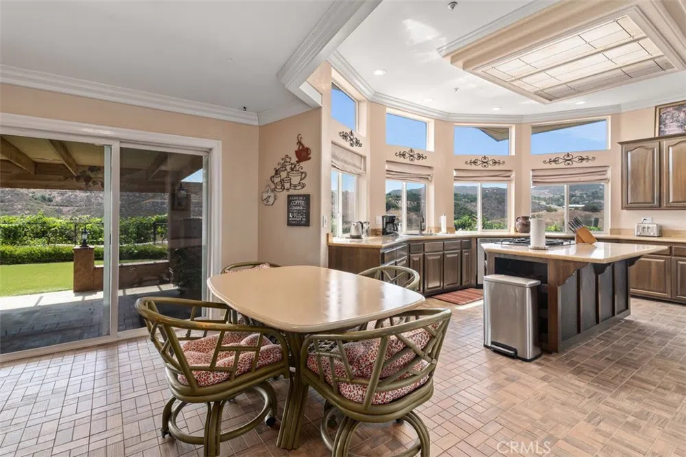 534 Stewart Canyon Road Fallbrook, CA 92028