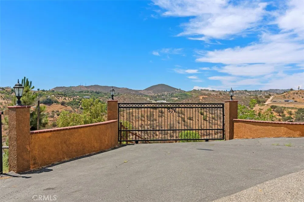 534 Stewart Canyon Road Fallbrook, CA 92028