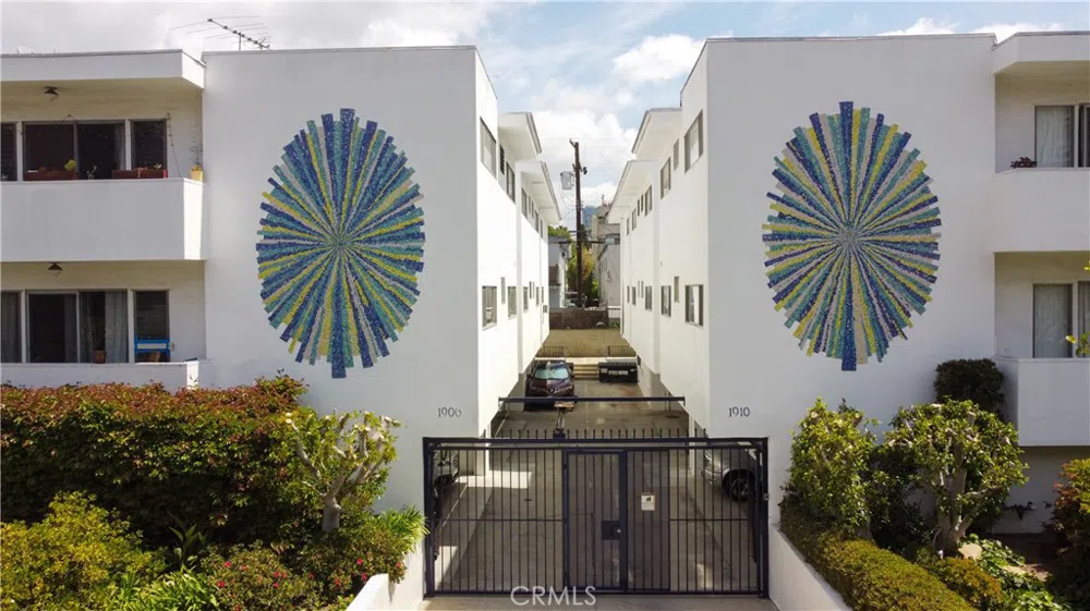 1906 Malcolm Avenue Los Angeles, CA 90025