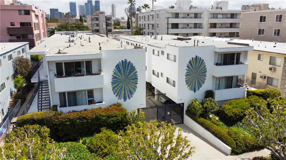 1906 Malcolm Avenue Los Angeles, CA 90025