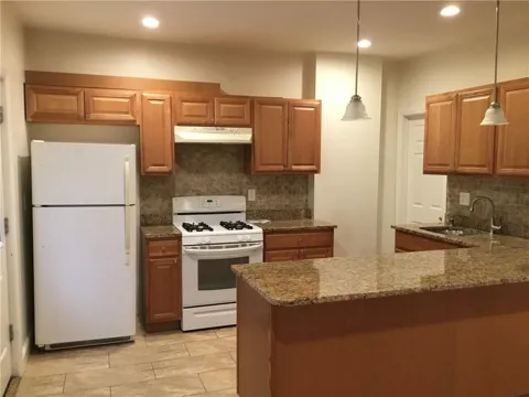22 Demarest Avenue