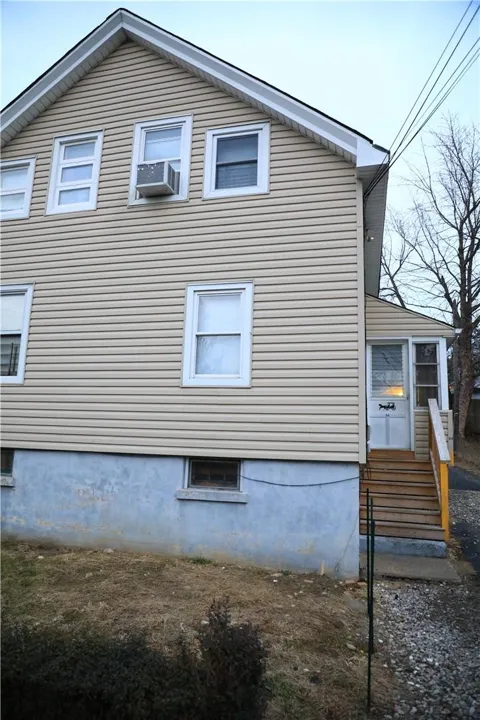 84 Bridge Street
