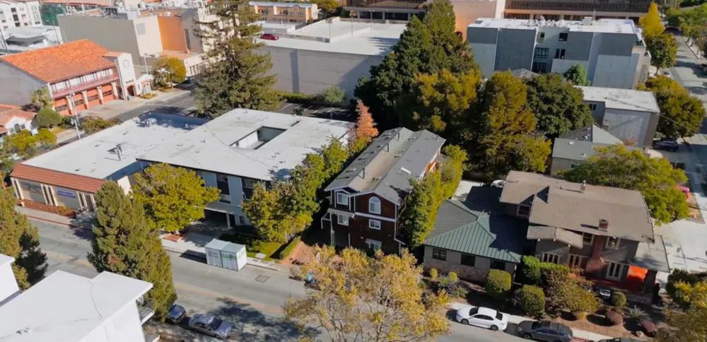 1263 Holly Street #C San Carlos, CA 94070
