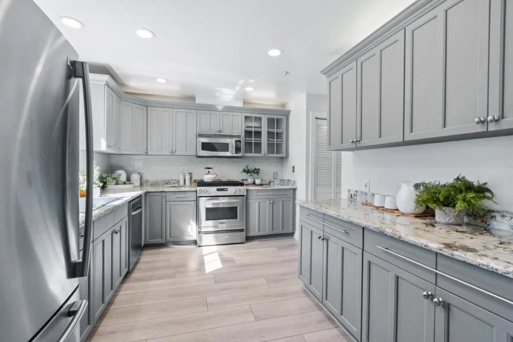 1263 Holly Street #C San Carlos, CA 94070