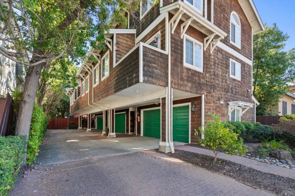 1263 Holly Street #C San Carlos, CA 94070