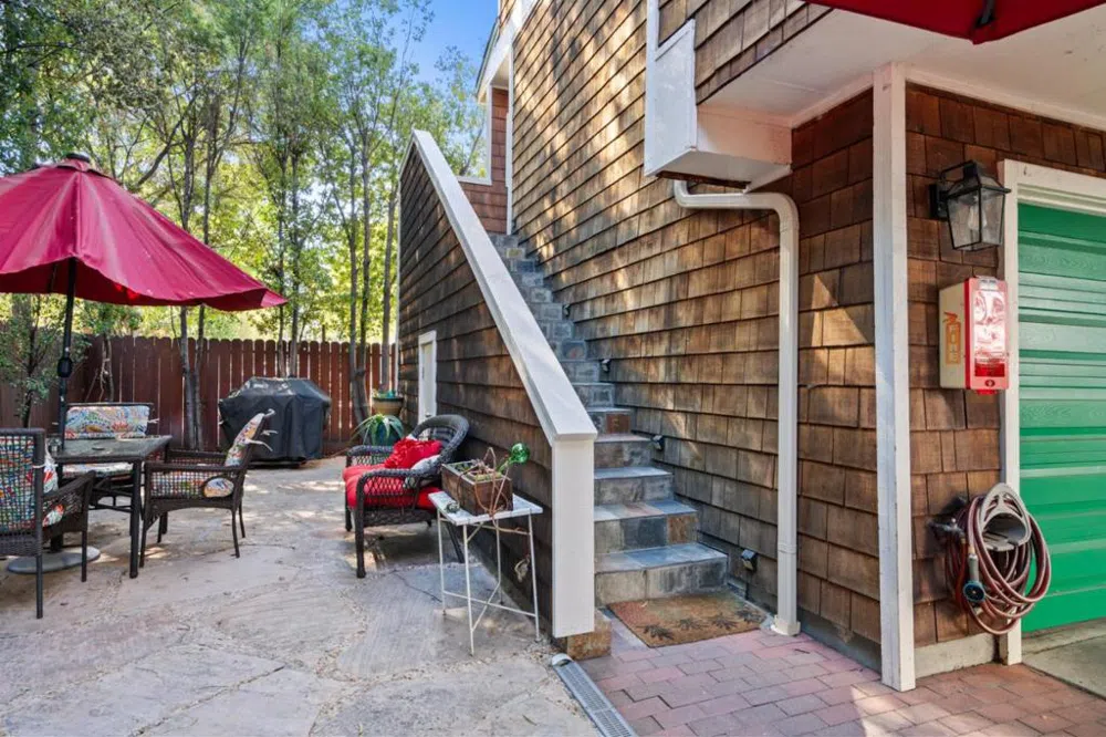 1263 Holly Street #C San Carlos, CA 94070