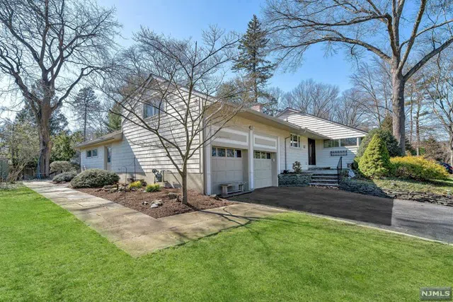 147 Saddlewood Drive