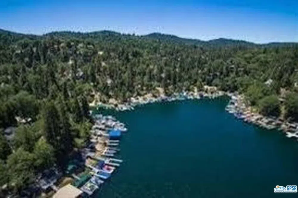 OLD DRIVE Lake Arrowhead, CA 92352