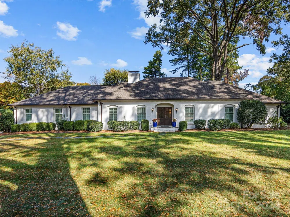 4233 Columbine Circle Charlotte, NC 28211