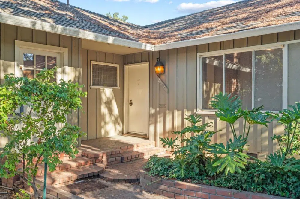 2032 Lynwood Terrace San Jose, CA 95128