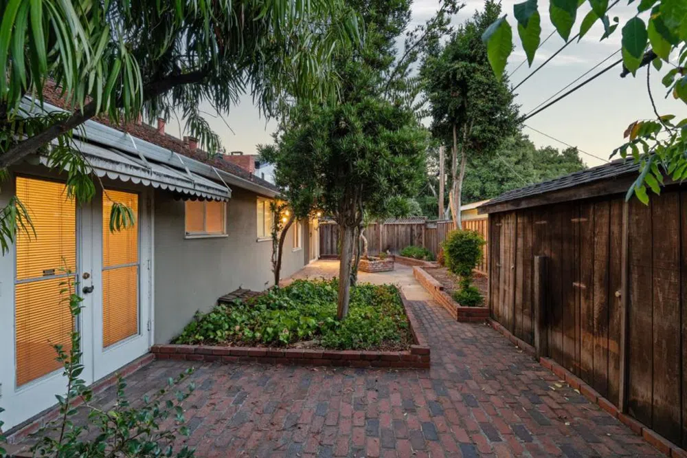 2032 Lynwood Terrace San Jose, CA 95128