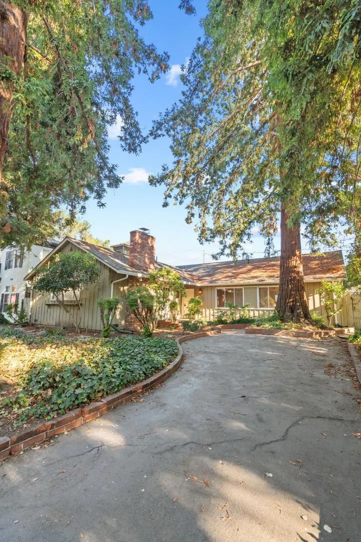 2032 Lynwood Terrace San Jose, CA 95128