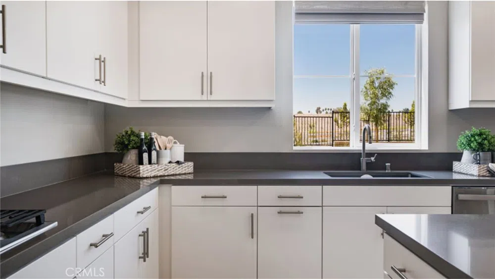 2586 Hannah Creek Lane Rialto, CA 92377