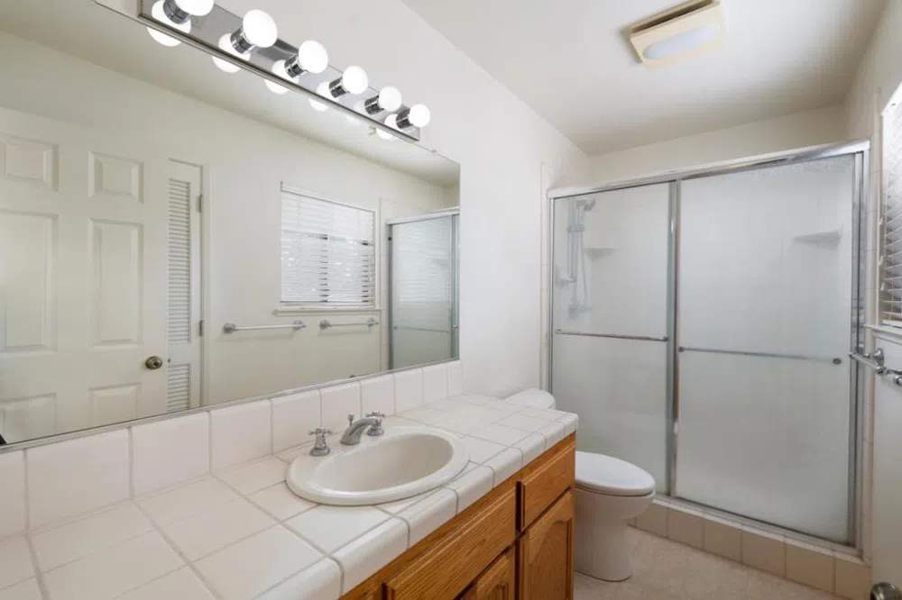 1173 Loyola Drive Salinas, CA 93901