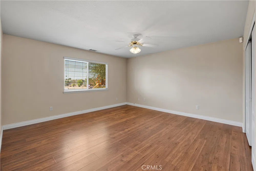 16616 Candlewood Road Apple Valley, CA 92307