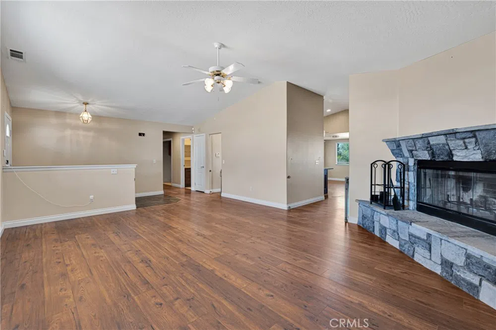 16616 Candlewood Road Apple Valley, CA 92307