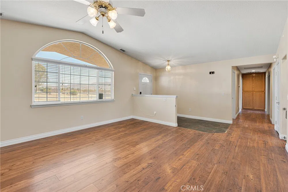 16616 Candlewood Road Apple Valley, CA 92307