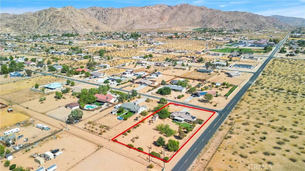 16616 Candlewood Road Apple Valley, CA 92307