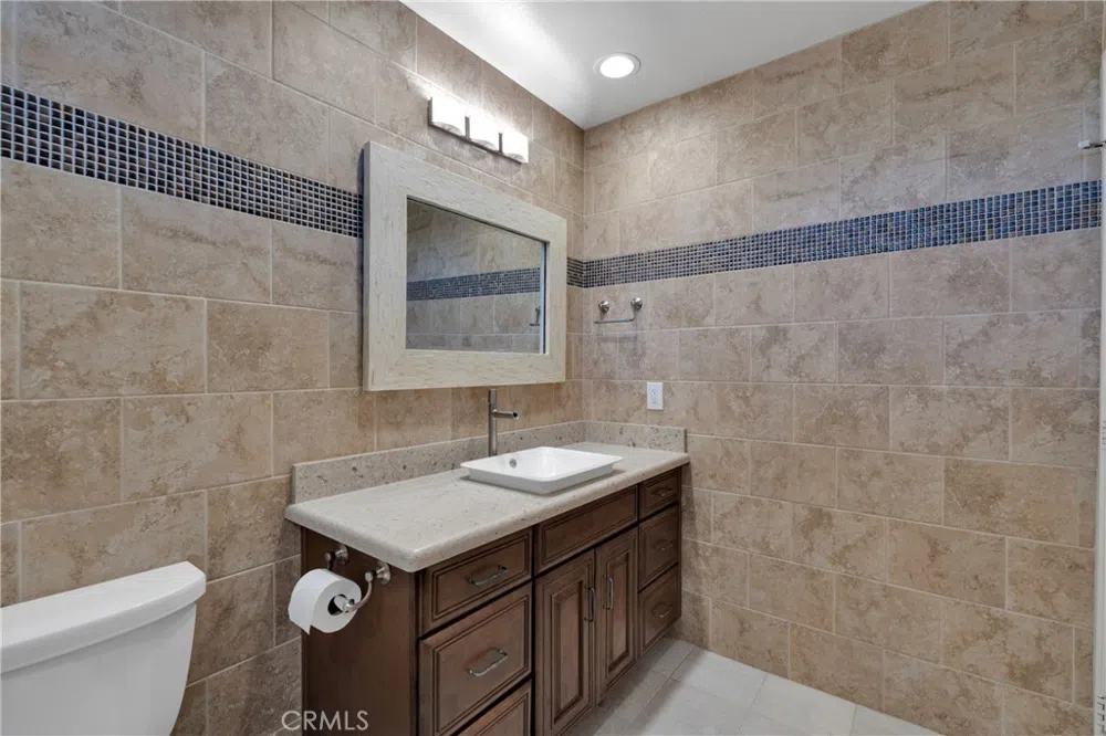 16616 Candlewood Road Apple Valley, CA 92307