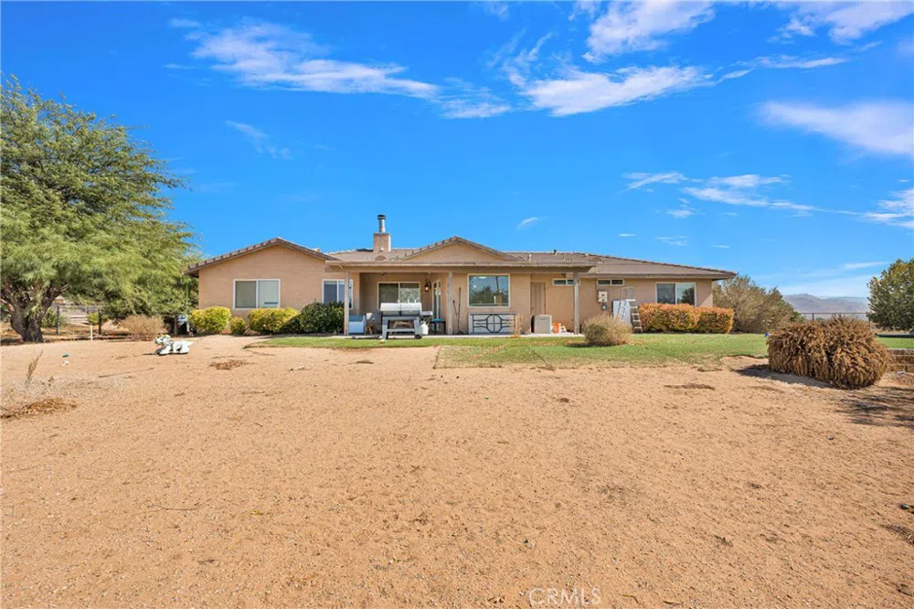 16616 Candlewood Road Apple Valley, CA 92307