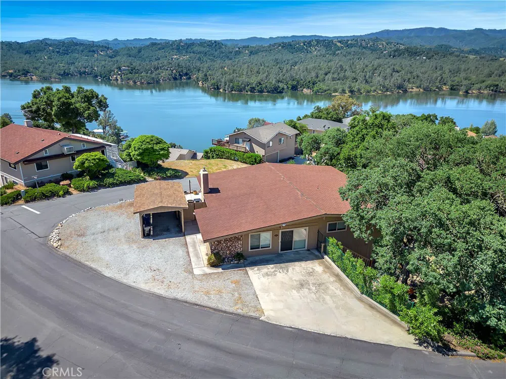 8121 Smith Point Road Bradley, CA 93426