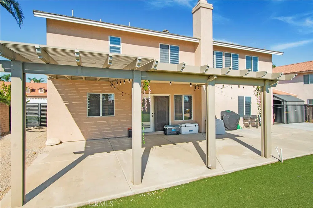 2855 W Fairview Drive Rialto, CA 92377