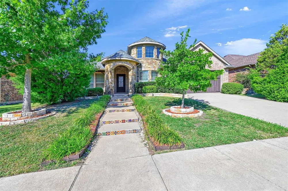 1502 Greenbrier Drive