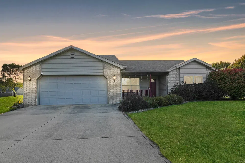 1927 N Brook Boulevard