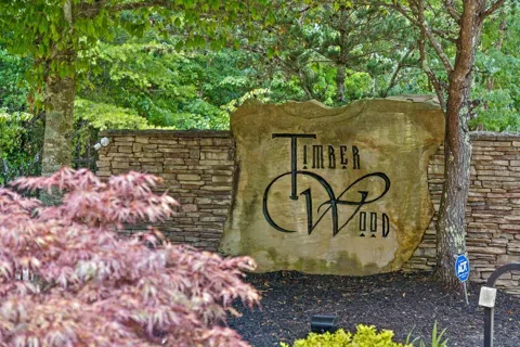323 Timberwood Trace