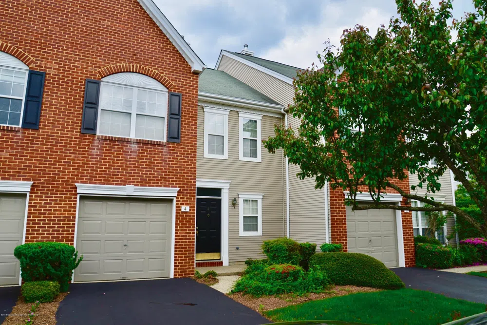 4 Charles Court #3502