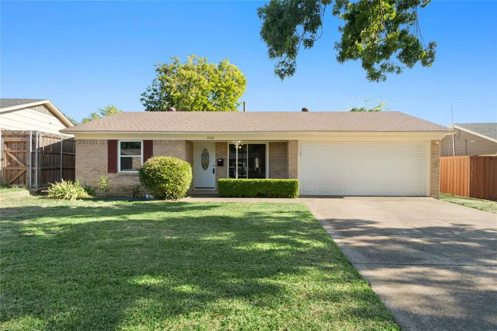 9104 Woodshore Drive Dallas, TX 75243