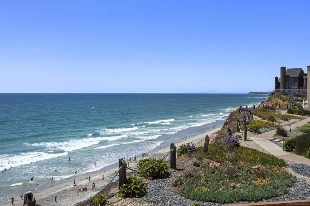 429 S Sierra #126 Solana Beach, CA 92075