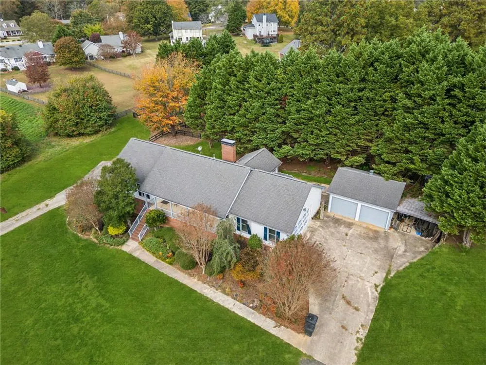 6200 Holland Cove Road