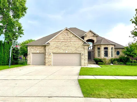 49500 Golden Gate Drive