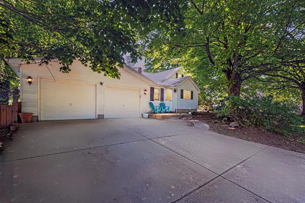 4576 Murphy Lake Road