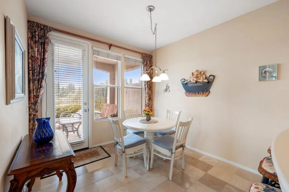 7069 Tatler Carlsbad, CA 92011