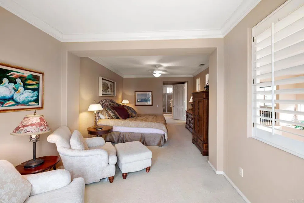 7069 Tatler Carlsbad, CA 92011