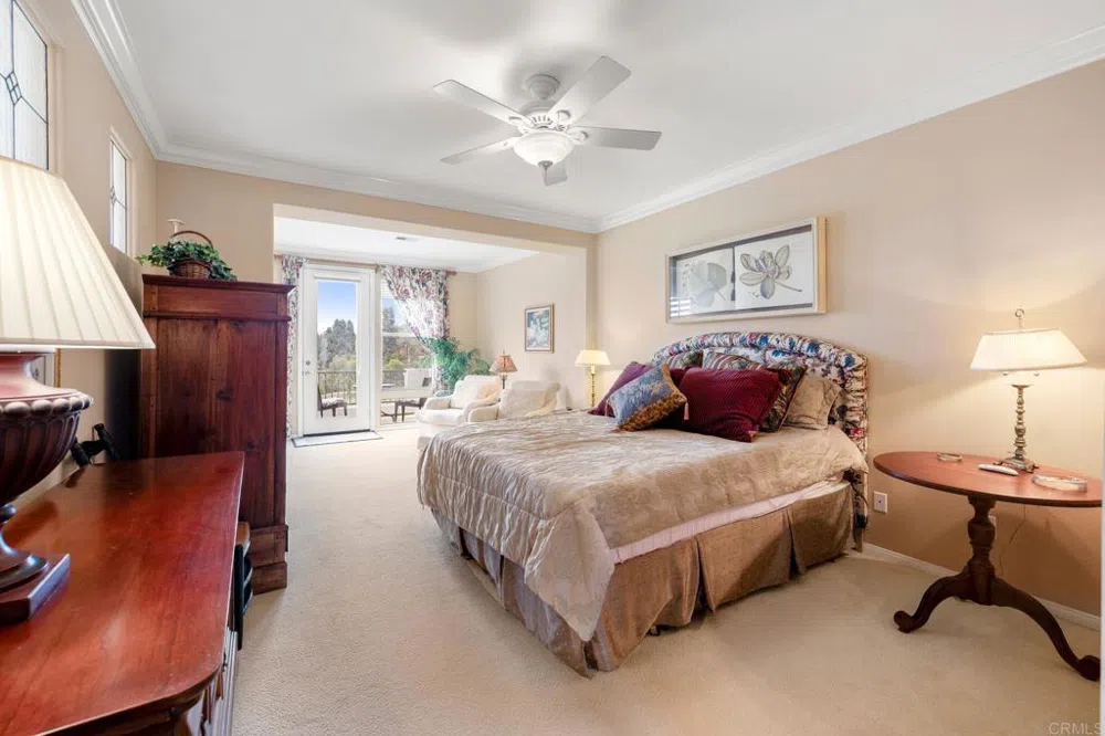 7069 Tatler Carlsbad, CA 92011