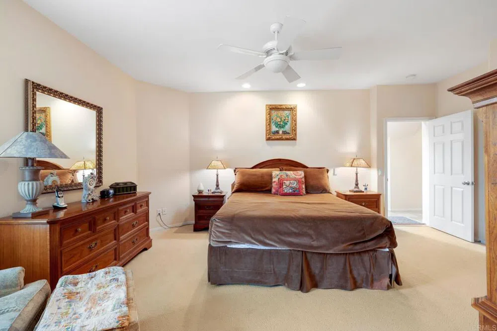 7069 Tatler Carlsbad, CA 92011