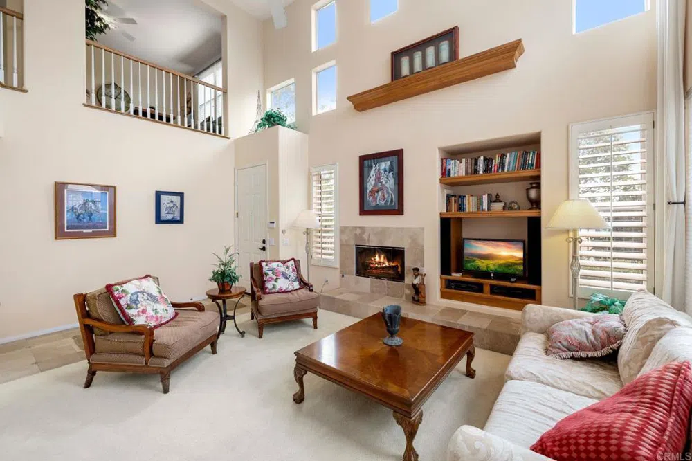 7069 Tatler Carlsbad, CA 92011